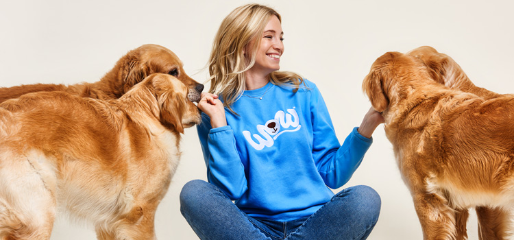 Katharina Miklauz avec 4 Goldenretriver